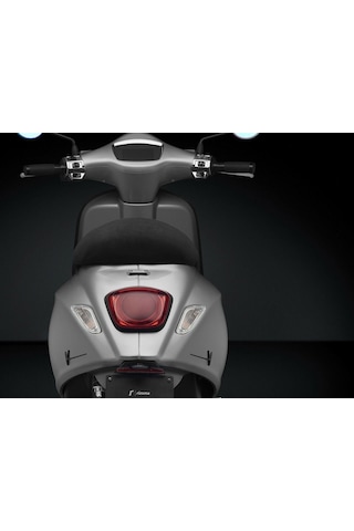 Vespa GTS-GTV Amblem Yan Panel *Siyah* / RIZOMA