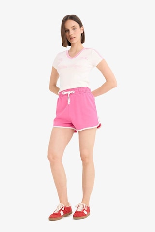 DeFacto Coool Regular Fit Kalın Kumaş Şort A6224AX25SMPN613 Pembe