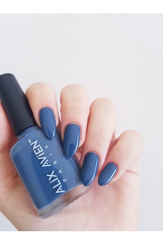 Alix Avien Berrak Mavi Oje 111 Yüksek Pigmentli Uzun Süreli Kalıcılık Hızlı Kuruma Nail Lacquer 111