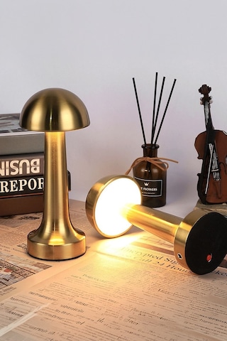 Mantar Masa Lambası Gold Renk Şarjlı Kablosuz Metal Masa Lambası, Dokunmatik Led Başucu Lambası