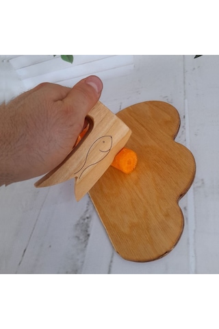 Güvenli Ve Dayanıklı Ahşap Çocuk Bıçağı Ve Bulut Desenli Kesme Tahtası / 2'li Set Ahşap