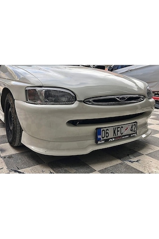 Ford Escort Ön Tampon Eki Fiberglass Boyasız