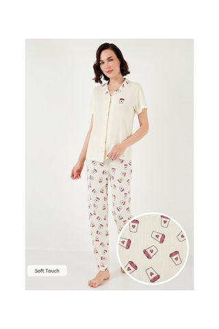 Lela Regular Fit Gömlek Yaka Kısa Kollu Bayan Pijama Takımı 65740102 Bej-Pembe