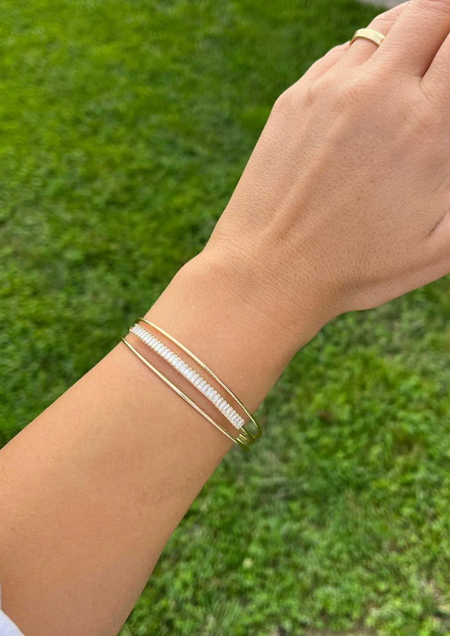 Altın Renkli Üç Sıra Kelepçe Çok Renkli