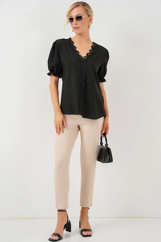 V Yaka Dantelli Bluz 956 - Siyah Si Yah