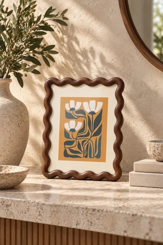 Akasya Ahşap Çerçeve 20x25 Cm Dalgalı Tasarım Doğal Masif Fotoğraf Ve Poster Çerçevesi