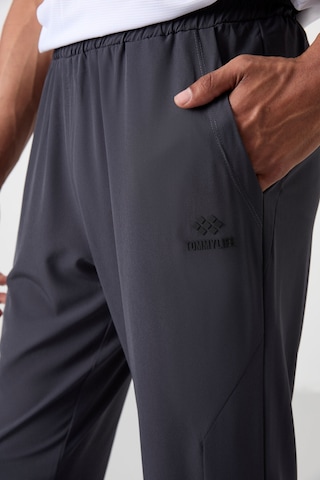 Tommy Life Antrasit Polyester İnce Yumuşak Comfort Fit Erkek Eşofman Alt - 82119 Antrasit