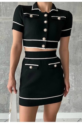 De Pose Kadın Siyah Polo Yaka Inci Düğmeli Mini Etek Crop Ikili Takım