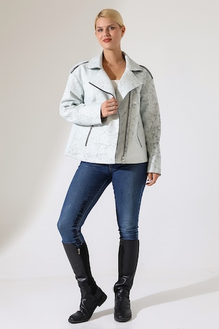 M M Marki Marki Kadın Hakiki Deri Ceket, Beyaz, Oversize, 73 Cm, İngiliz Yaka, Fermuarlı Gri