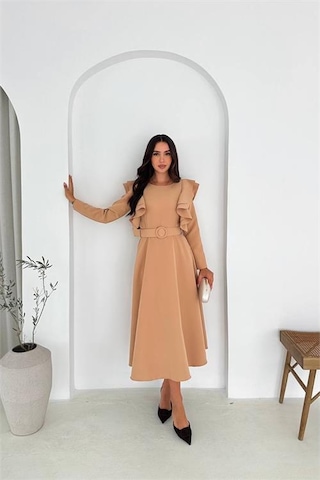 Neşeli Butik Kadın Kol Fırfırlı Kemerli Midi Boy Elbise Nbk4309 Bej