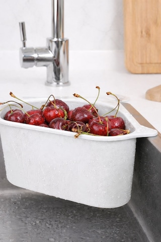 Vantuzlu Üçgen Lavabo Süzgeci Mutfak Evye Köşe Süzgeci Beyaz Beyaz