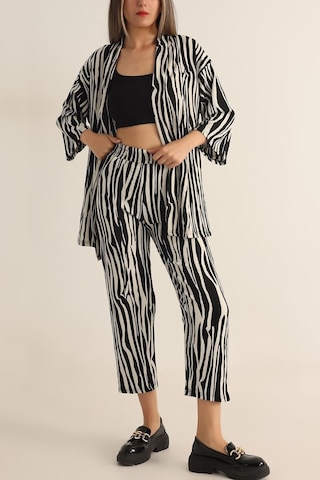 Woman And Kids Kadın Zebra Desenli Kimono Alt Üst Takım Siyah - Beyaz