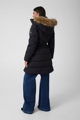Guess Kapüşonlu Kadın Mont-w6bl57w4196 siyah