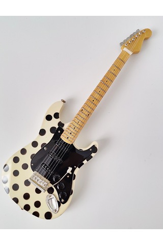 El Yapımı 1/4 Ölçek Minyatür Elektro Gitar Polka Dot Stratocaster