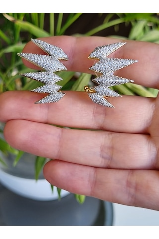 Özel Tasarım Şık Kıkırdak Küpe Altın