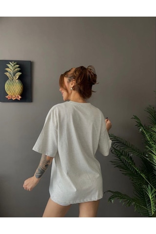 Kadın Oversize Basic Tişört Salaş Kesim Pamuklu Günlük T-shirt BEYAZ