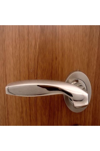 Zümrüt Kapı Kolu Nikel Saten Rozetli