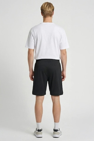 HUMMEL Siyah Erkek Şort 932463 Hml Sur Shorts