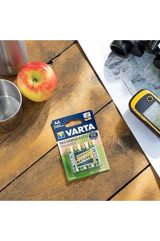 Varta Lcd Plug Plus Şarj Cihazı 12X2100 Mah Aa Şarjlı Pil