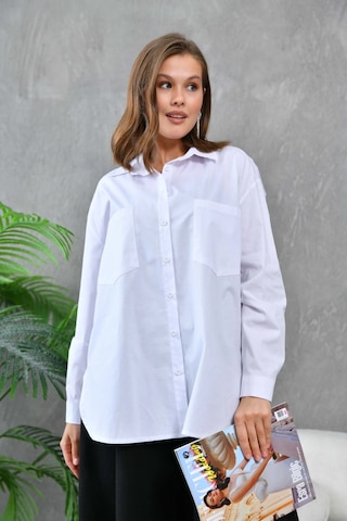 Kadın Beyaz Cep Detay Oversize Uzun Poplin Gömlek 001