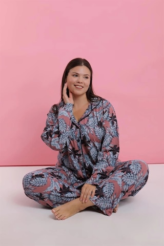 Kadın Büyük Beden Somon Yaprak Desenli Düğmeli Pijama Takımı Somon
