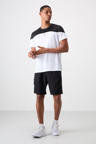 Tommy Life Beyaz Polyester Nefes Alan Dokulu İnce Esnek Standart Fit Erkek Performans T-shirt - 88386 Beyaz