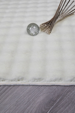 Bubble Peluş Yumuşak Kaymaz Salon Oturma Odası Balkon Halısı Yolluk Krem