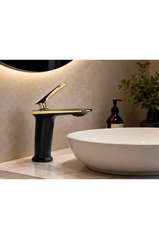 Forma Kısa Lavabo Bataryası Mat Sıyah-altın Mat Siyah-altın