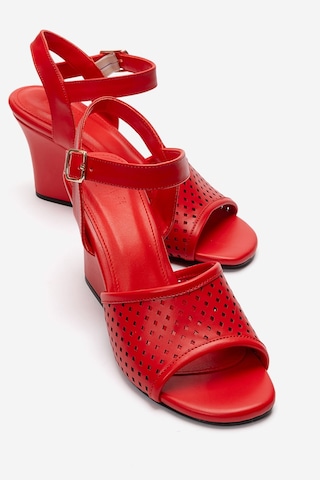 Luvishoes Hervon Kırmızı Cilt Kadın Dolgu Topuklu Ayakkabı