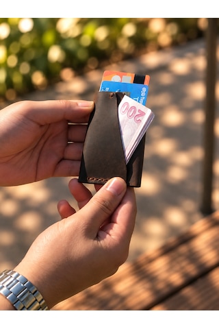 Hemlabel El Yapımı Hakiki Deri Kartlık Cüzdan - Minimal Kartlık Ve Para Bölmeli - Kişiye Özel İsim Baskılı Kahverengi