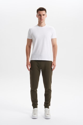 AR-MA Arma Erkek Slim Fit Basic Interlok Dar Paça Eşofman Altı Arka Ve Ön Cepler Gizli Fermuarlı %80 Pamuk %14 Polyester %6 Elastane K30174998802 Haki