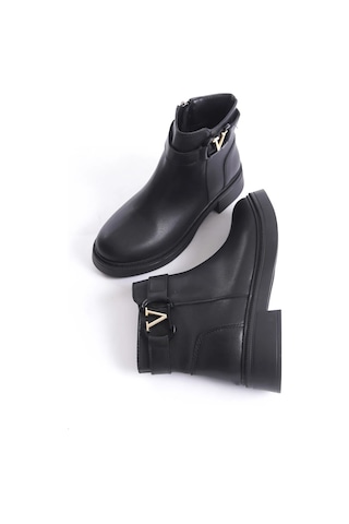 D0802 Kadın Yanı Tokalı Ortopedik Soğuk Geçirmez Bot Siyah