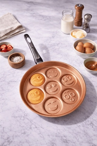 Emoji Pankek Tavası Bakır - Sevimli Yüzler Krep Tavası Bakır - Siyah