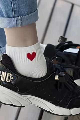 Kadın 8 Çift Pamuklu Günlük Kullanım İçin Kalp Desenli Kısa Patik Çorap Siyah Beyaz ASORTİ