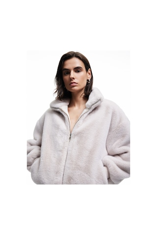 Koton Fermuarlı Dik Yaka Cepli Suni Kürk Peluş Oversize Crop Mont Ekru 6wak00004ew Ekru