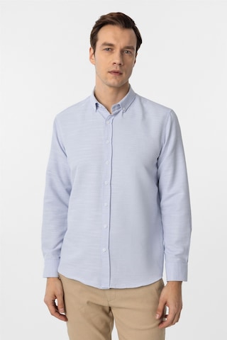 Süvari Buz Mavi Slim Fit Armürlü Düğmeli Yaka Gömlek
