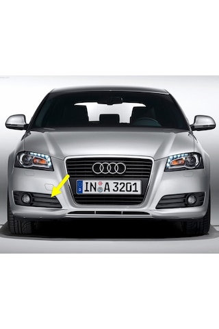 Audi A3 2009-2012 Ön Tampon Sağ Sis Çerçevesi Kapağı 8P0807682E