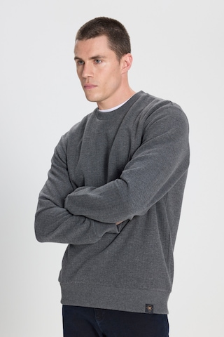 Wrangler Regular Fit Normal Kesim Bisiklet Yaka Antrasit Sweatshirt W242593003 Antrasit