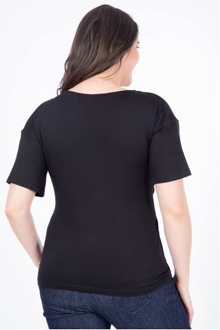 Önü Kuşaklı Tişört