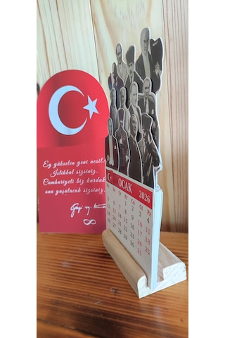 2026 Atatürk Takvimi Ahşap Ayaklı Atatürk Temalı