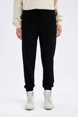 DeFacto Regular Fit Jogger Eşofman Altı Beli Paçası Lastikli Cepli Uzun Boy S8381AZ24WNBK81