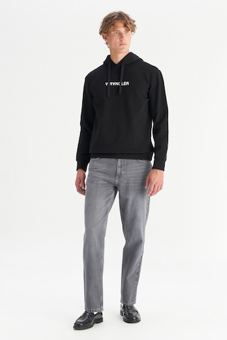 Wrangler Regular Fit Kapüşonlu Erkek Sweatshirt W2520122001 Siyah