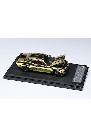 Stance Hunters Dodge Challenger Srt Hellcat Gold 1/64 Pleksi