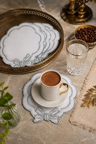 Gümüş Nakış İşlemeli 6'lı Kahve Yanı Sunum Peçetesi Çeyizlik Kahve Altı Sunum Peçetesi Vensura
