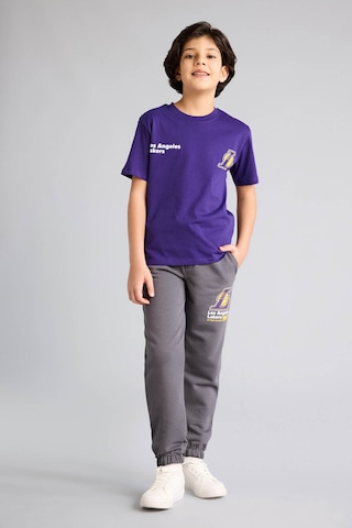 Defacto Nba Los Angeles Lakers New Regular Fıt Bisiklet Yaka Kısa Kollu Tişört Erkek Çocuk G7613a826smpr299 Mor-pr299