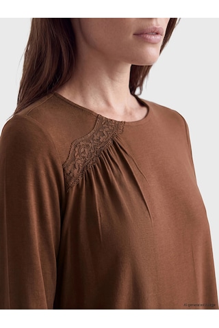 LC Waikiki Lcw Grace Kahverengi Bisiklet Yaka Dantel Detaylı Bluz Brown