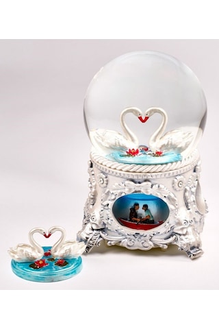 Kar Küresi Klasik Beyaz Büyük 120 Mm El Boyaması,müzikli Kendinden Üflemeli, Kuğular