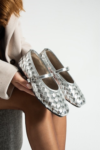 Dabab Shoes Elvıa Gümüş Kadın Örgü Dokulu Bilekten Bantlı Tokalı Mary Jane Düz Ayakkabı Babet