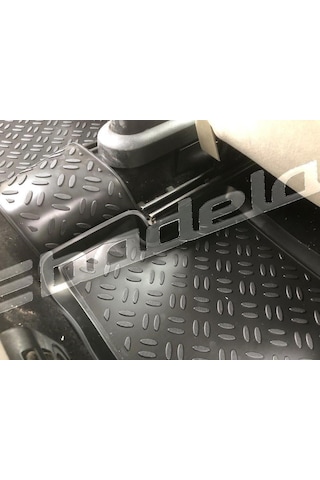 Havuzlu Paspas Ford Fıesta 2002-2008 Kasa Kokusuz Kaucuk Siyah 5D