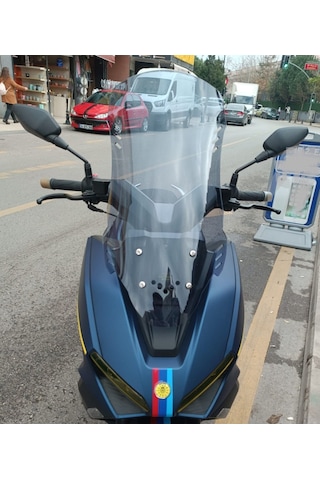 Motocam Rks Vieste 249 Ön Cam 2022-2026 Model 65cm Füme Renkli 4mm Orta Boylu